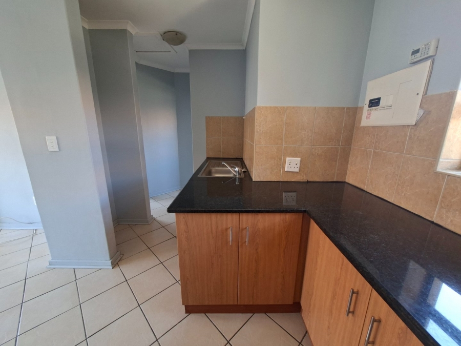 1 Bedroom Property for Sale in Potchefstroom North North West